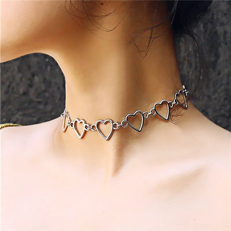 Exquisite Heart-Shaped Alloy Choker Necklace